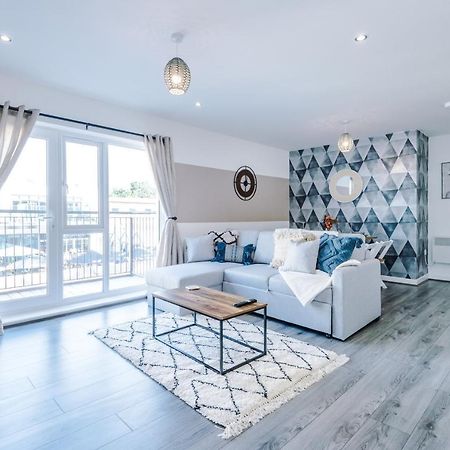 Stunning 2 Bed Apt By Greenstay Serviced Accommodation - Located In Formby Village - Perfect For Short & Long Stays - Couples, Friends & Families & Business Travellers All Welcome - Dog Friendly - 7 외부 사진